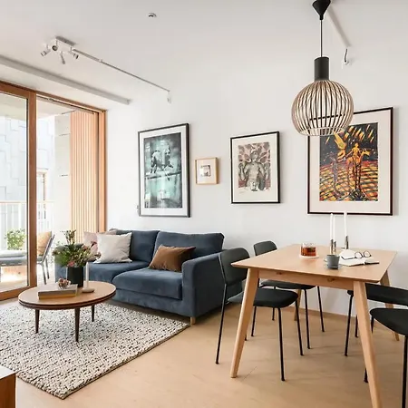 City-center In With Private Balcony Apartment *