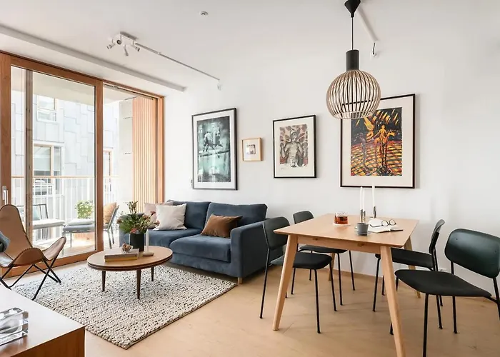 Premium City-center In With A Stunning Balcony Apartment *